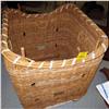 Image 1 : UNUSUAL WICKER BALLON BASKET size: 32"x32"