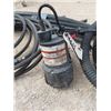 Image 2 : Submergible Pump 1/6 HP w Hose
