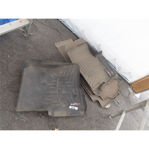 Weather Tech Car Mats For a Ford Pickup 6 Pieces