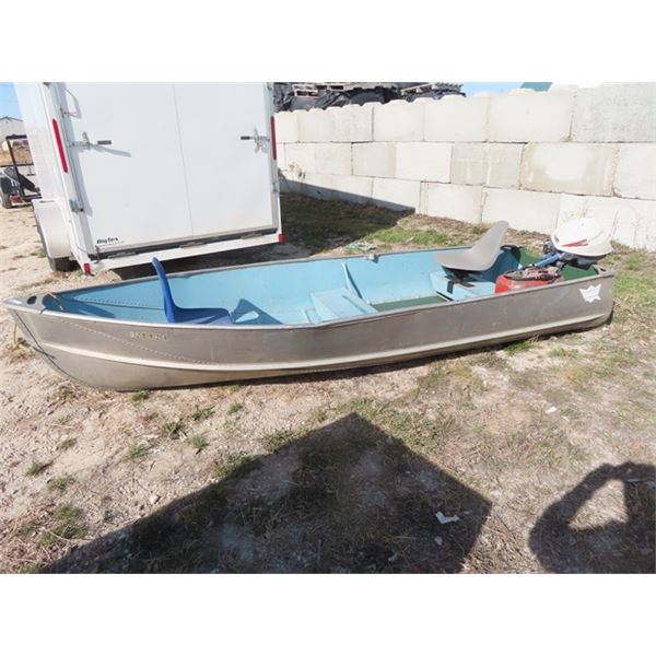 Aluminum 13' Boat w Evinrude 9.5HP Outboard