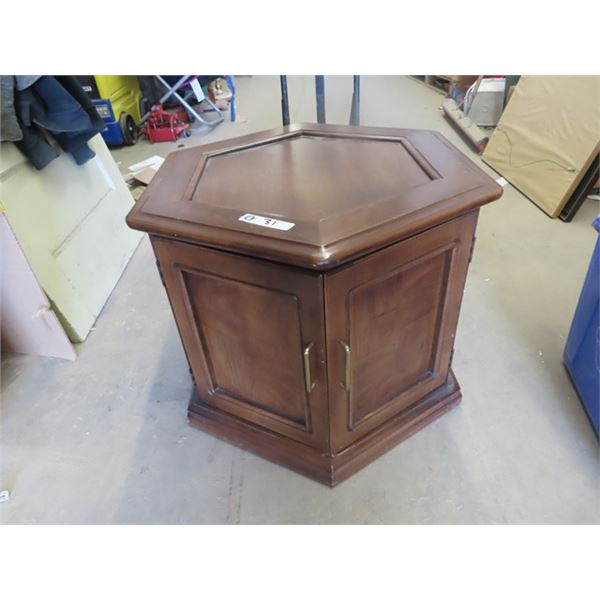 Drum Stylew End Table 21"H x 25" RD