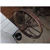 Image 2 : 2 Steel Wheel On Wooden Axle, 32 " Rd Wheel