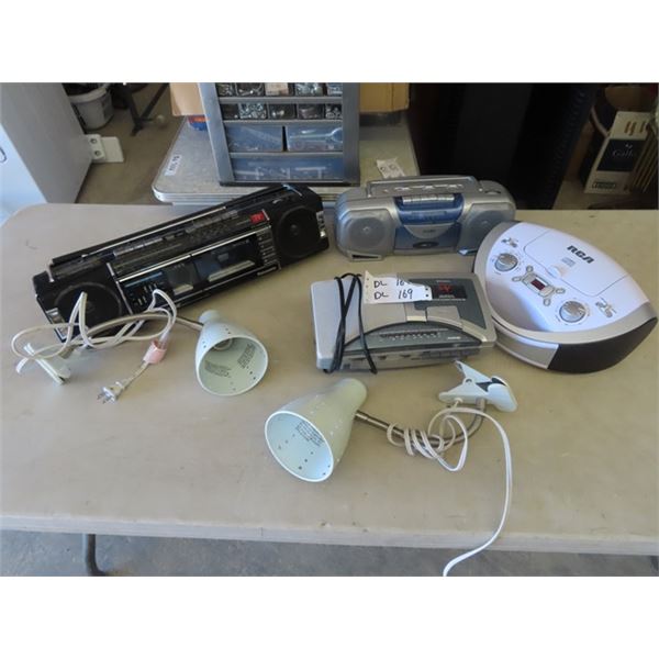 Radio / CD / Cassette Player & Lamps