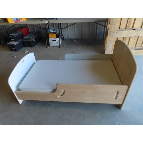 Toddler Bed - Solid Wood w Mattress