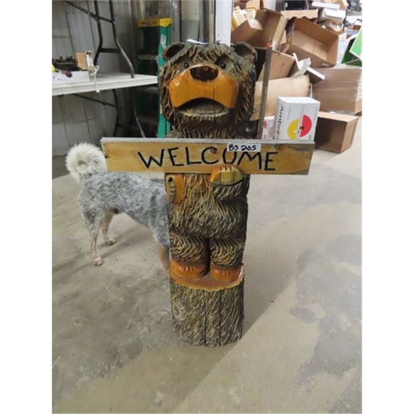 Wooden Carved Bear Ornament With Welcome Sign