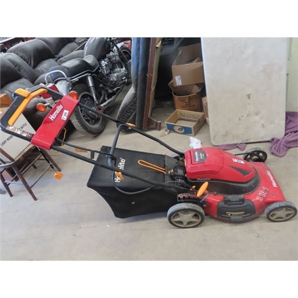Homelight 24 Volt 3 In 1 Mower w Bagger & Charger