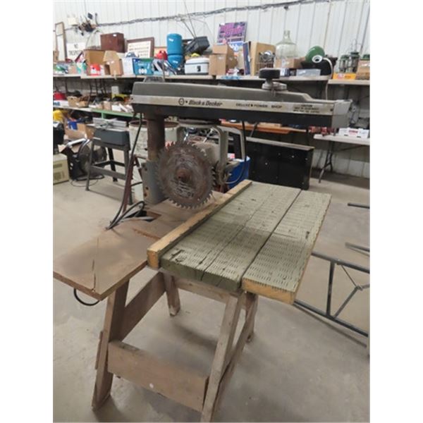 B & D Radial Arm Saw