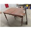 Image 1 : Oak Dining Room Table 42" x 53" Plus 10.5" Leaf