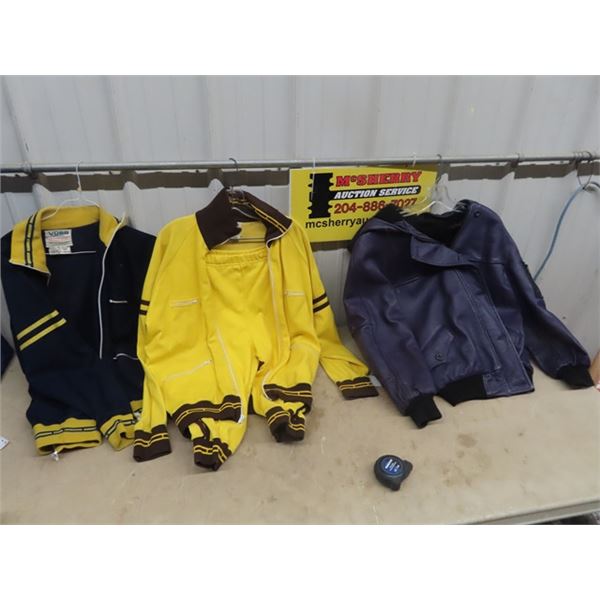 Vintage Clothes, Jogging Outfits, & Jacket Plus