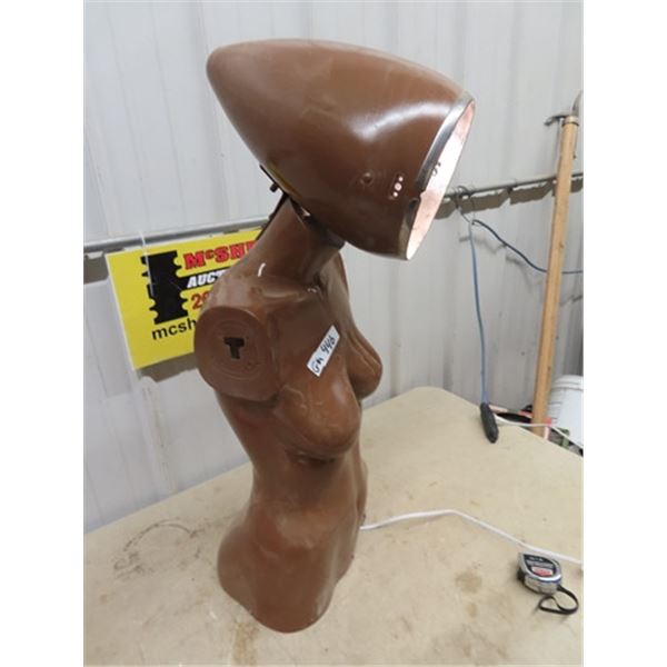 Mannequin Gearhead Light
