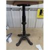 Image 2 : Cast Base & Granite Top Stand 26" X 20" Rd