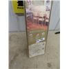 Image 2 : 1 Sealed Package of Laminate Flooring