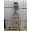 Image 1 : Wooden Step Ladder