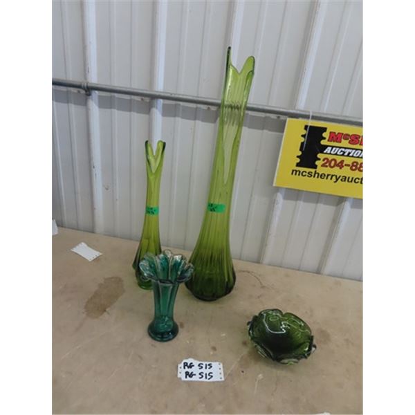 4 Art Glass- Vases & Center Piece