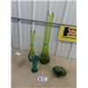 Image 1 : 4 Art Glass- Vases & Center Piece