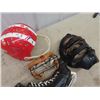 Image 4 : Bobby Hull Autographed Skates, Old Football Helmet & Back Catchers Mask