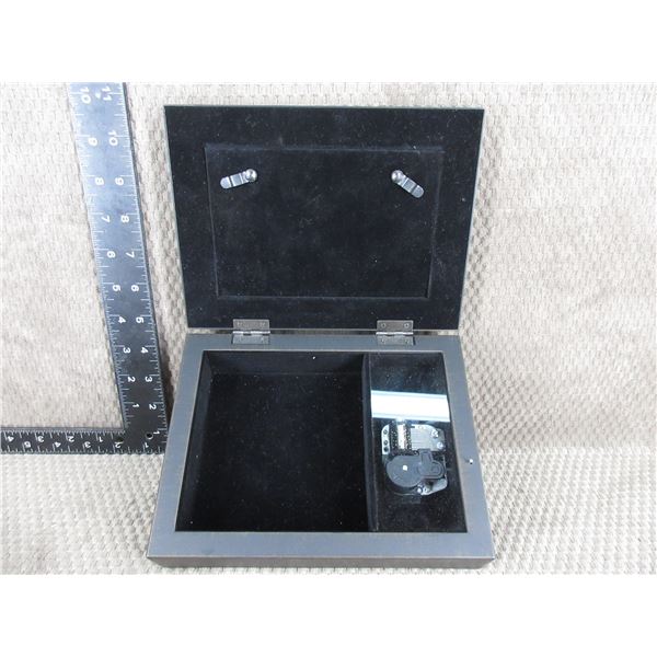 Music Jewelry Box - Working