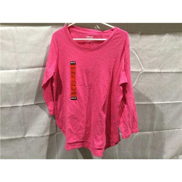 Ladies 3/4 Length Top (M)