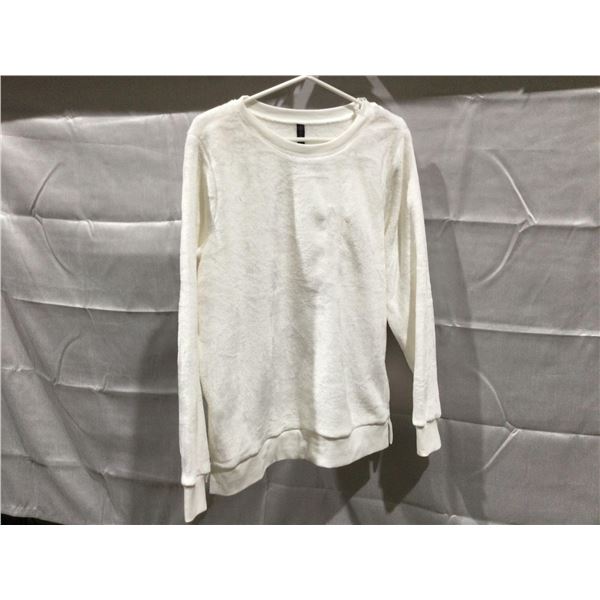 Gaiam Plush Pullover (M)