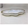Image 2 : Milk Glass with Gold Plated Trim Antique Plate