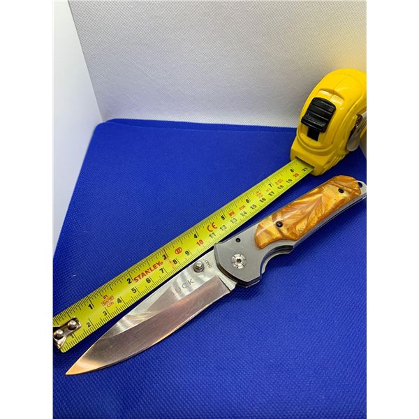 Buck Folding Pocket Knife with Clip.