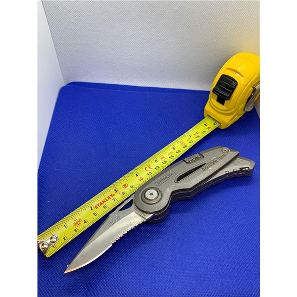 Stanley Folding Pocket Knife  -knives on both ends.