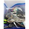 Image 2 : Bag of Assorted Scissors