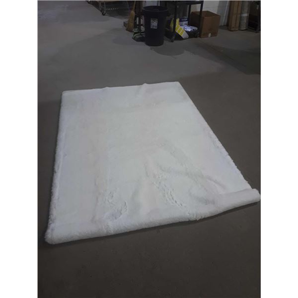 Faux Fur Decorative Area Rug 7ft x 5ft