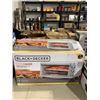 Image 1 : Black and Decker Large Capacity Air Fry Convection Oven