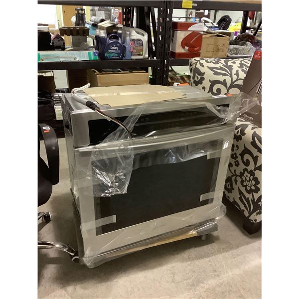 Samsung wall Oven-NEW CONDITION