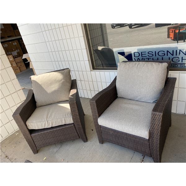 2 patio chairs