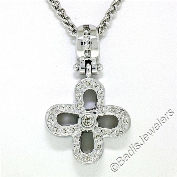 14kt White Gold 0.44 ctw Diamond Open Flower Pendant Necklace
