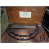 Image 1 : Starrett No.224J-RL Outside Micromter Set 20" to 24"