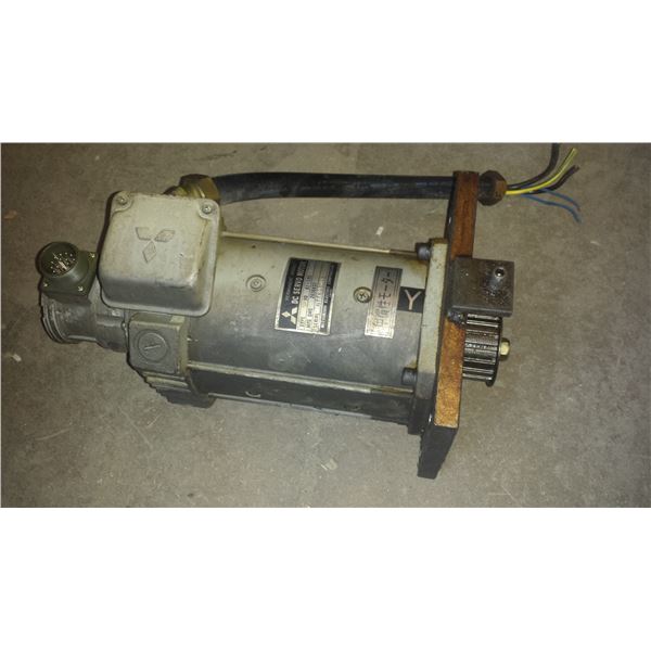 Mitsubishi DC Servo Motor 81-12S (Mazak Y)
