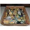 Image 1 : Box with contain
