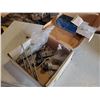 Image 1 : Box with contain