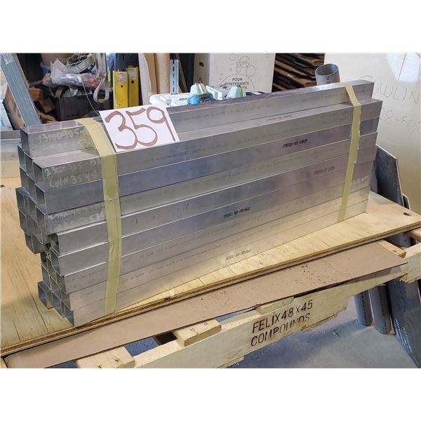 Aluminum square tube 1"1/2 x 1"1/2 x 33"3/4