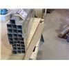 Image 2 : Aluminum square tube 1"1/2 x 1"1/2 x 33"3/4