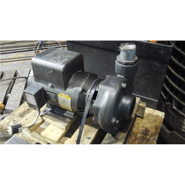 Pompe circulatrice 3" npt moteur Baldor 5 HP 230 volt 1 ph