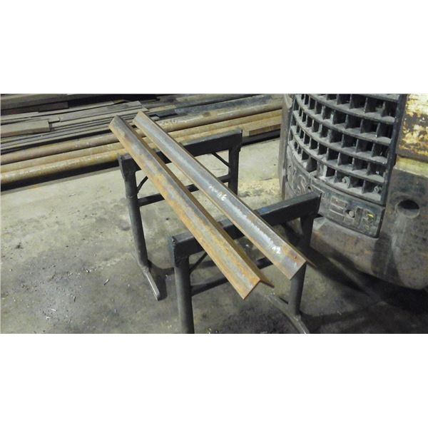 Fer angle 2 1/2" x 2 1/2" x 1/4" x 39"
