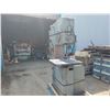 Image 2 : DoAll Vertical BandSaw Model 2013-20 with Welder -->(Working but guard to be fixe it seems/le garde 