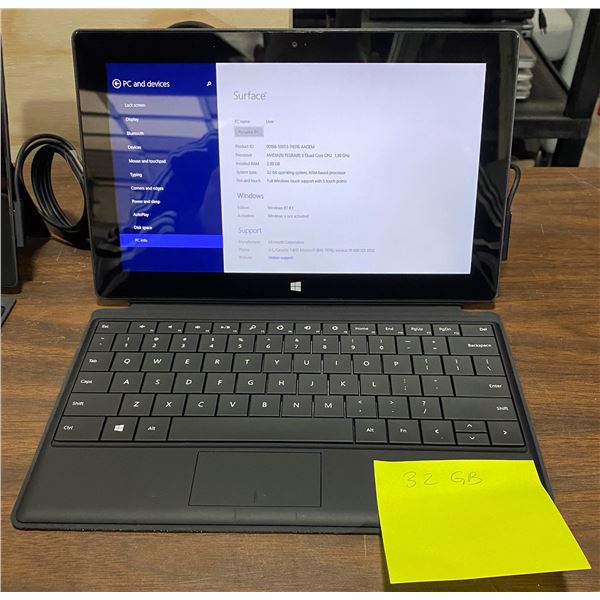 Microsoft Surface RT 1516