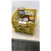 Image 1 : Crate of canned motor oil