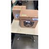 Image 1 : VARIOMORPHIC COMPOUND AND TRUCK BED LINER KIT