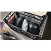 Image 2 : 2 KIDS BIKE HELMETS, DEHYDRATOR TRAYS, PAN