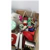 Image 3 : BOX OF KITCHEN ITEMS AND CAT CARRIER