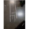 Image 2 : 3 PLANTER HANGERS - 80 INCHES TALL