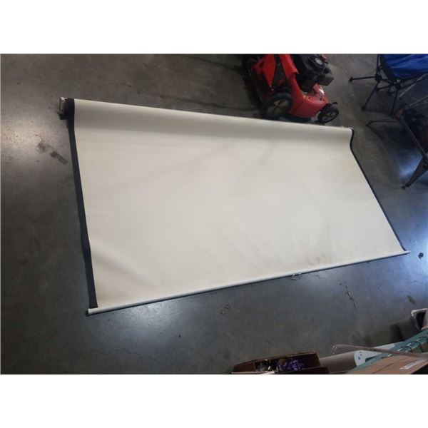 DALITE PROJECTION SCREEN 96 X 96 INCHES