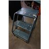 Image 1 : BLUE 3 STEP ROLLING LADDER