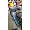 Image 3 : GREEN METAL PLANTER HANGER
